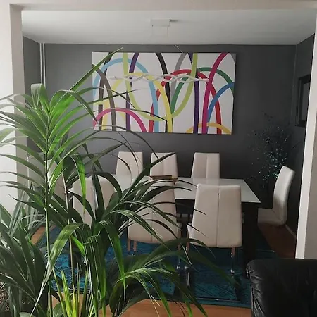 Au Pied Des Volcans Appartement